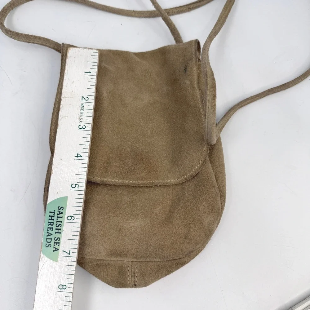 Vintage Y2K Gap Tan Suede Small Crossbody Pouch Bag Magnetic Closure Boho Retro‎